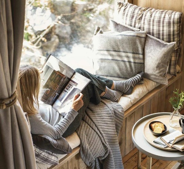 Уютная девушка