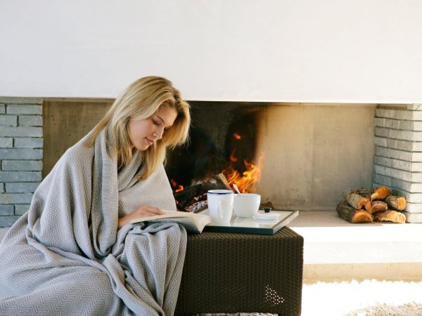 Уютная девушка