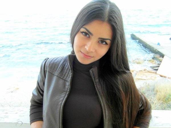 Девушка дагестанка