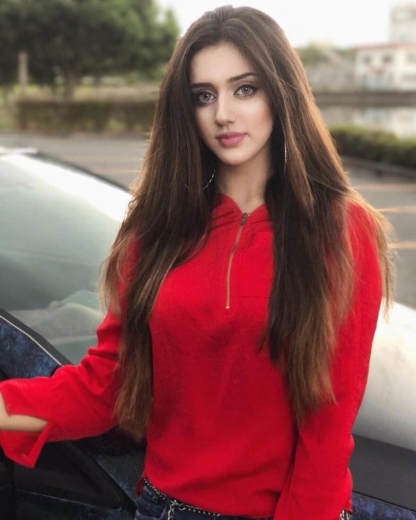 Девушка дагестанка