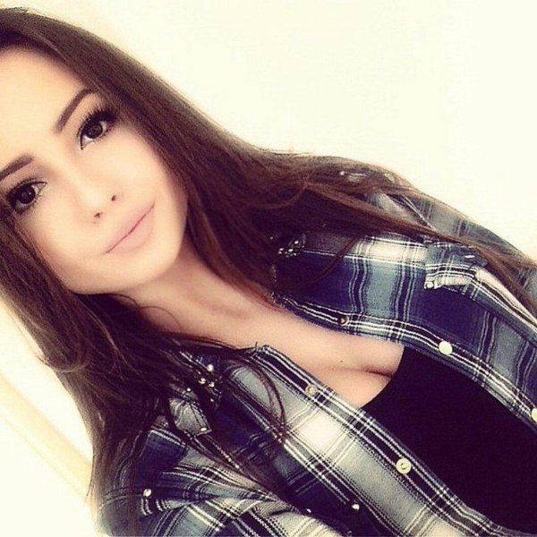 Девушка дагестанка