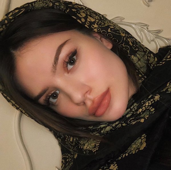 Девушка дагестанка