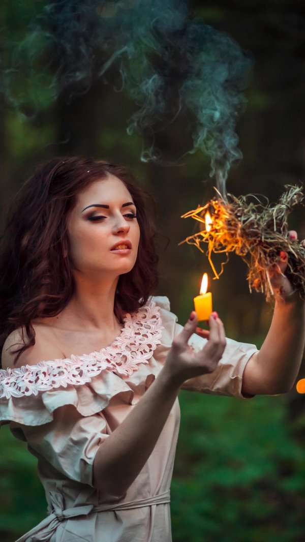 Магические девушка