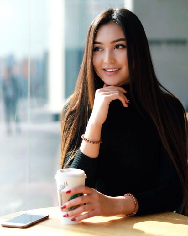 Девушка казахстана