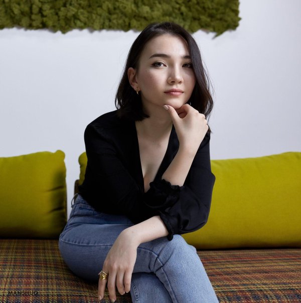 Девушка казахстана