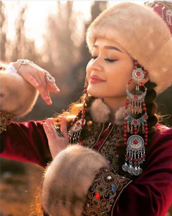 Девушка казахстана