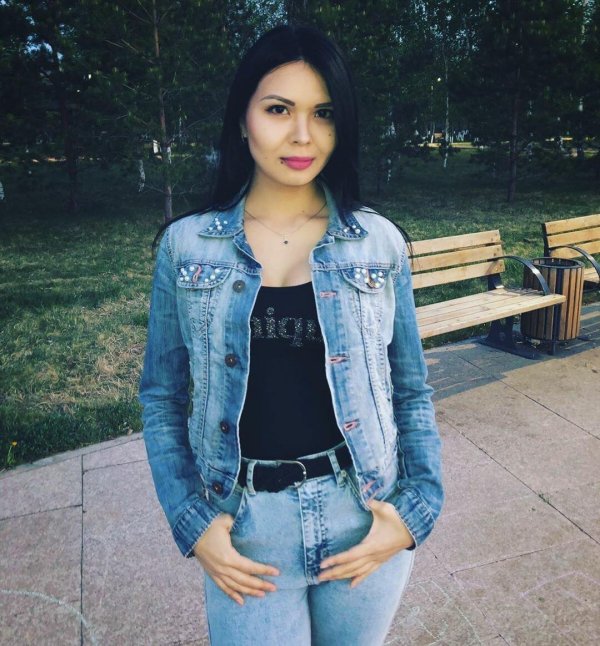 Девушка казахстана