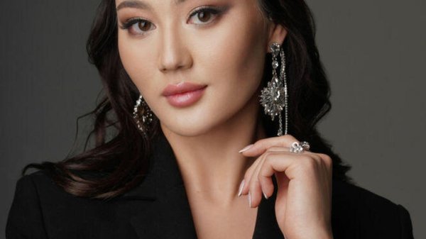 Девушка казахстана