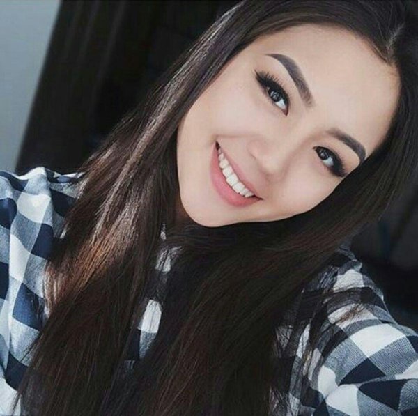 Девушка казахстана