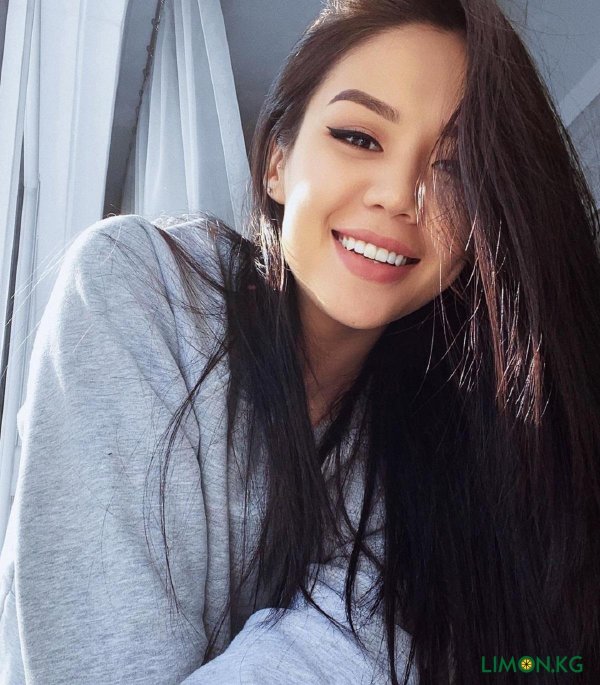 Девушка казахстана