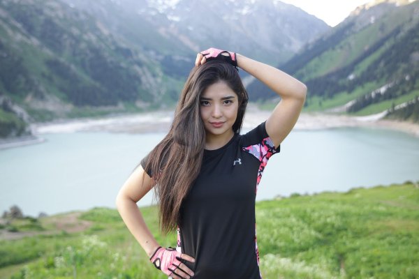 Девушка казахстана