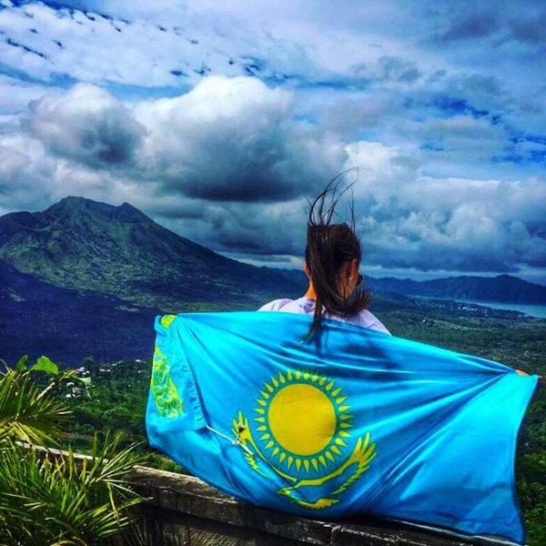 Девушка казахстана