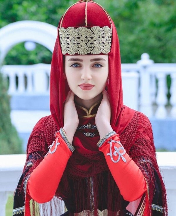 Грузинская девушка