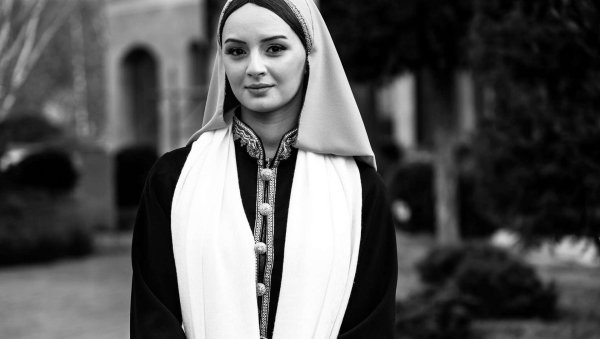 Грузинская девушка