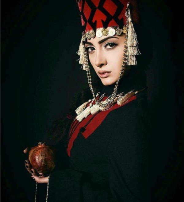 Грузинская девушка