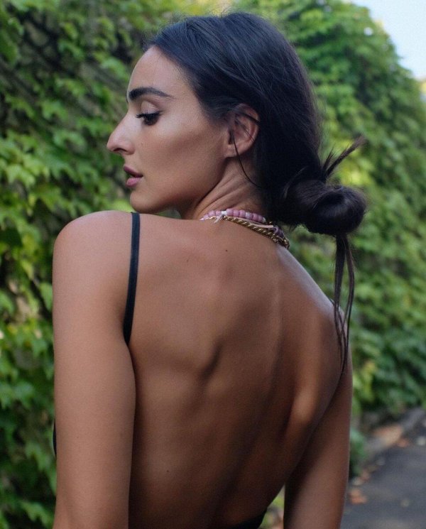 Грузинская девушка