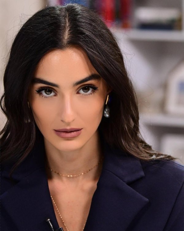 Грузинская девушка