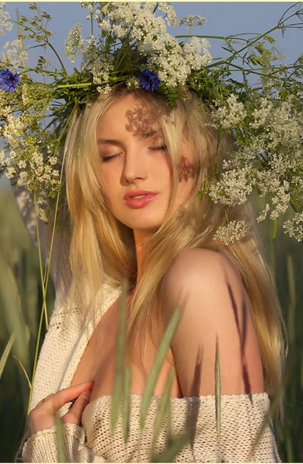 Девушка славянка