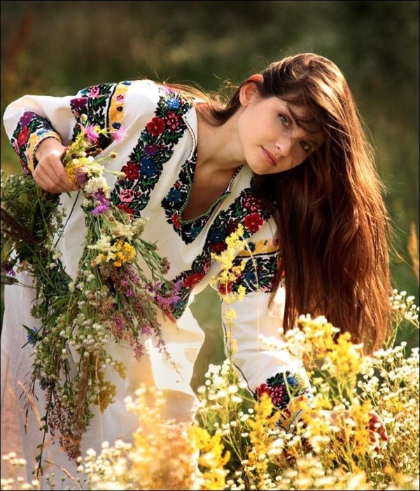 Девушка славянка