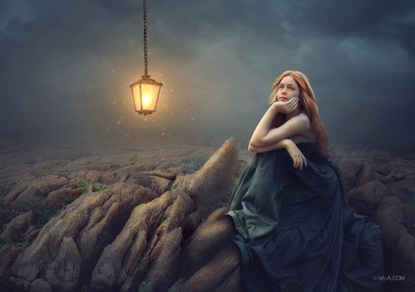 Девушка мечтает