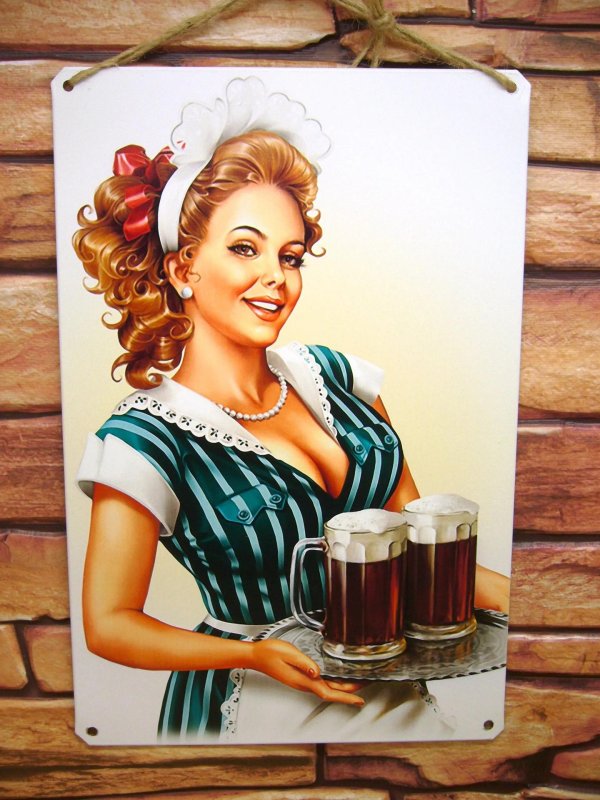 Девушка пиво