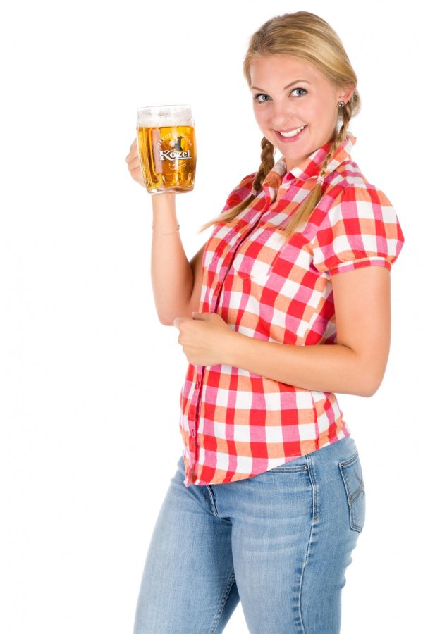 Девушка пиво