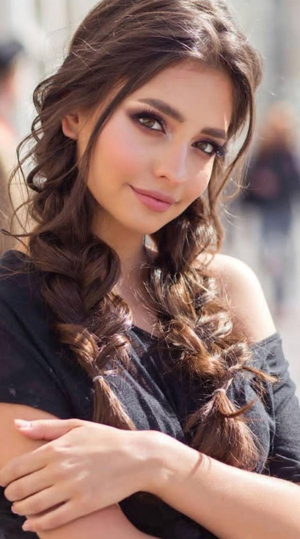 Кто самая девушка