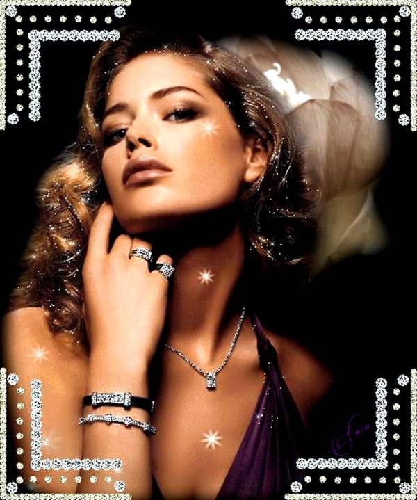 С мерцающими девушками