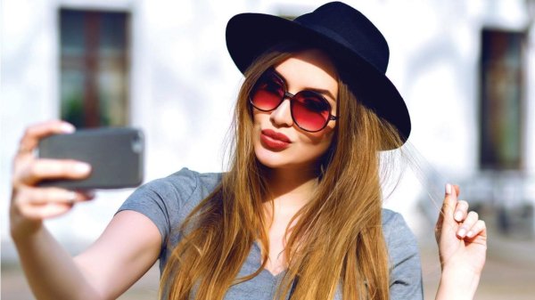 Стильные с девушками