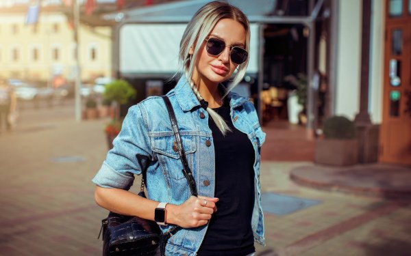 Стильные с девушками