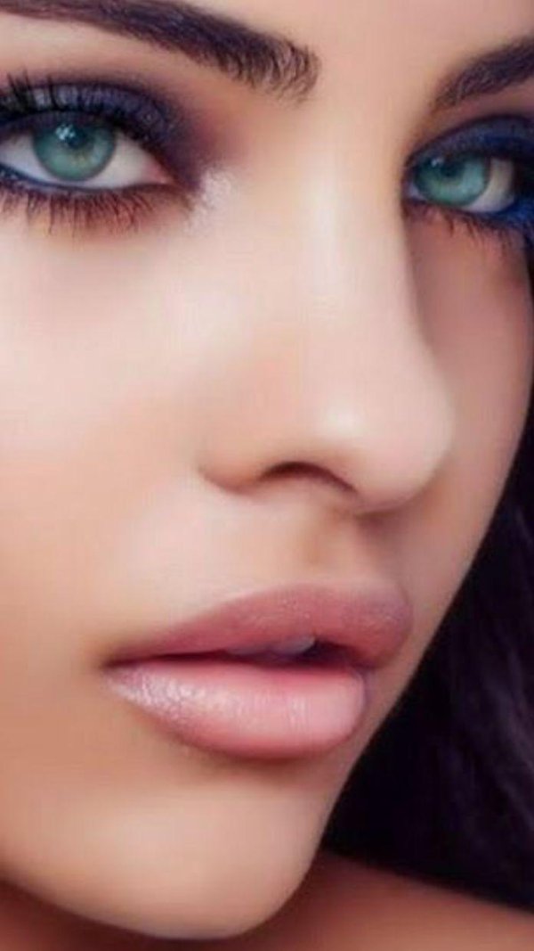 Моя девушка глаза