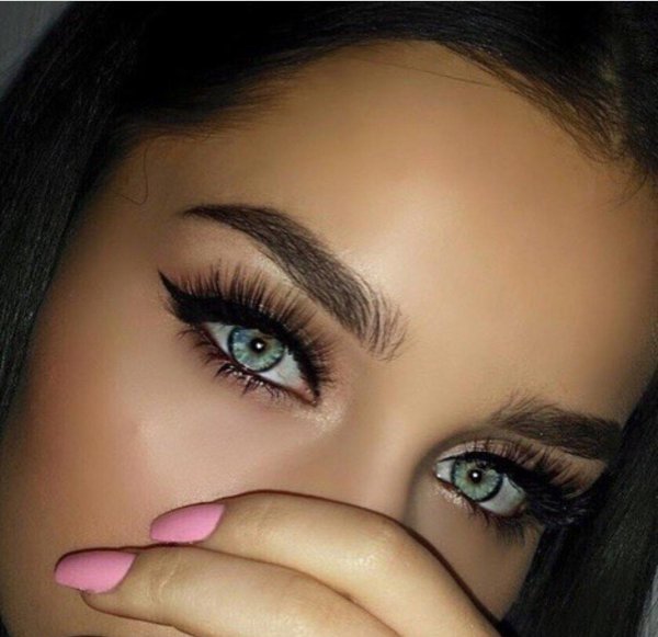 Моя девушка глаза