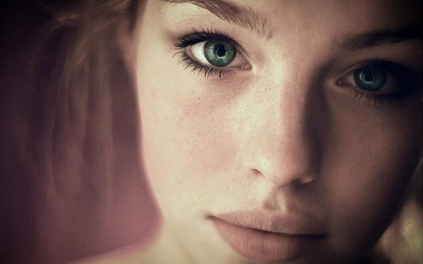 Моя девушка глаза