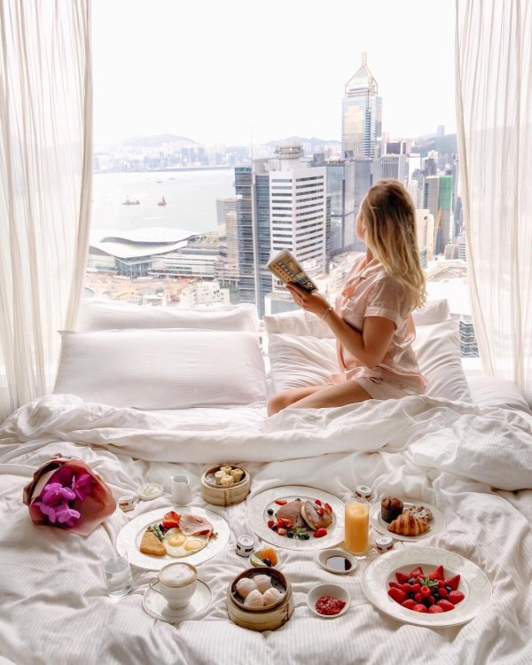 Утро девушка необычные