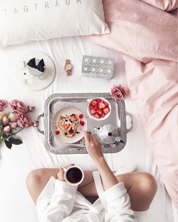 Утро девушка необычные