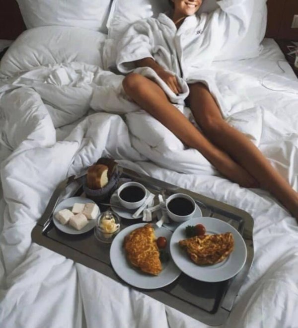 Утро девушка необычные