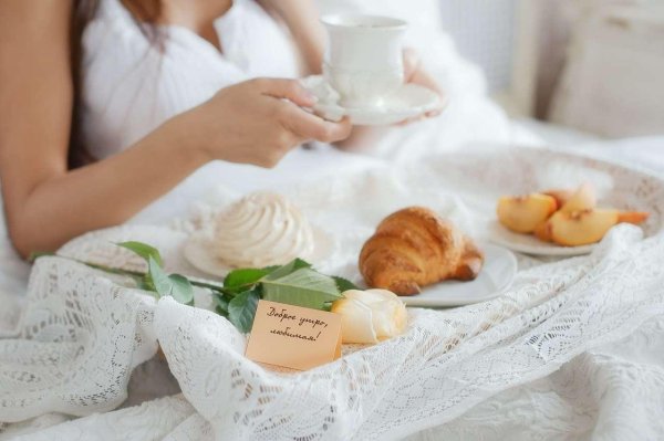 Утро девушка необычные