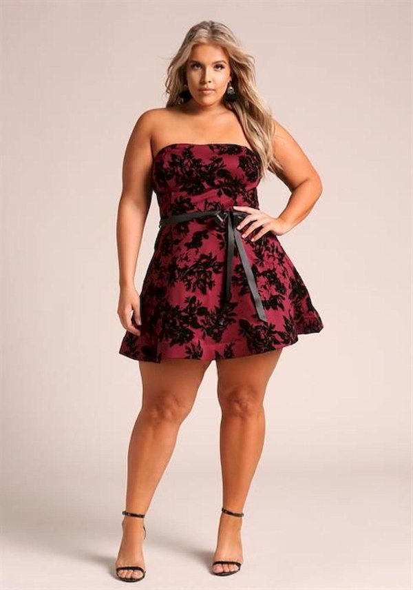 С полными девушками