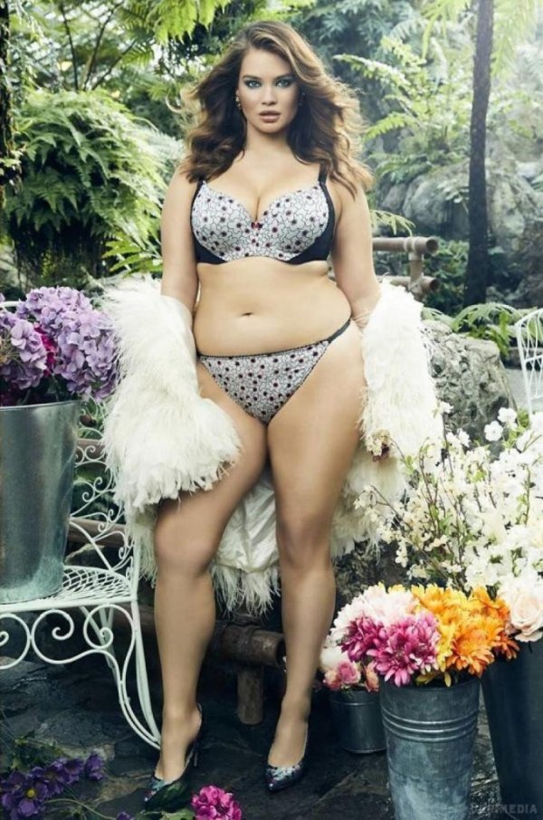 С полными девушками