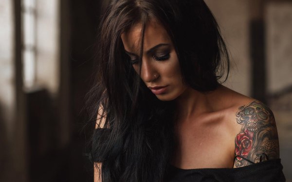 С дерзкими девушками