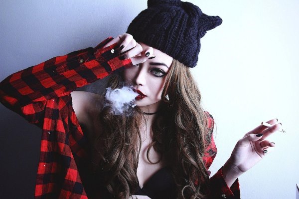 С дерзкими девушками