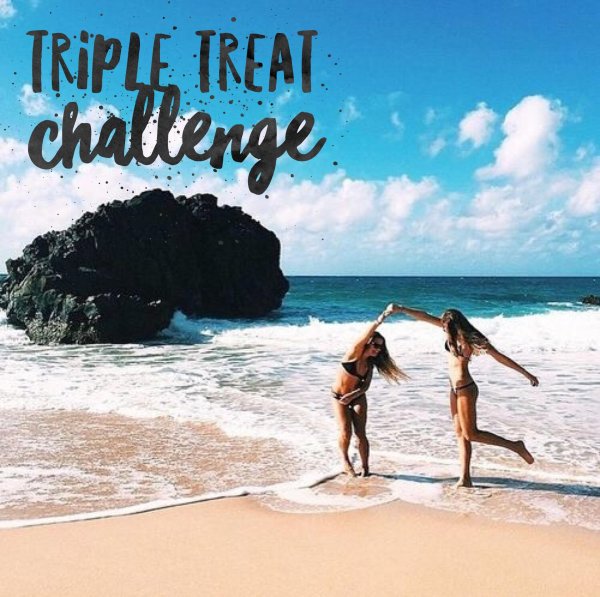 Пляжа с девушками