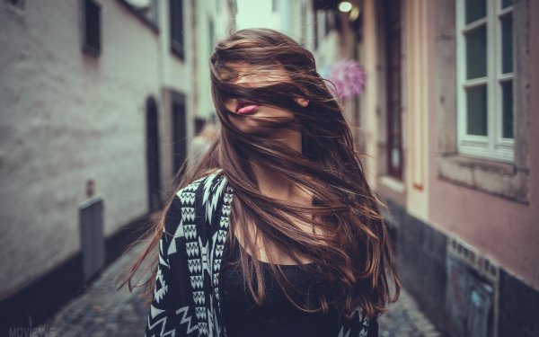 С закрытыми девушками