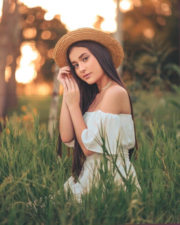 С закрытыми девушками