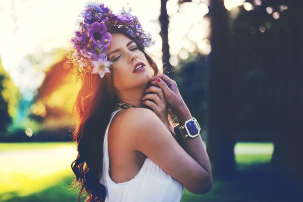 С закрытыми девушками