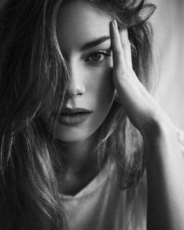 С закрытыми девушками