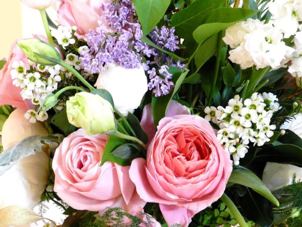 красивые весенние букеты