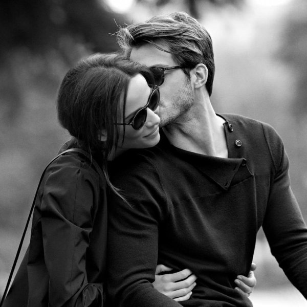 Мужиков с девушками