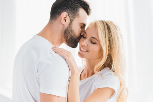 Мужиков с девушками