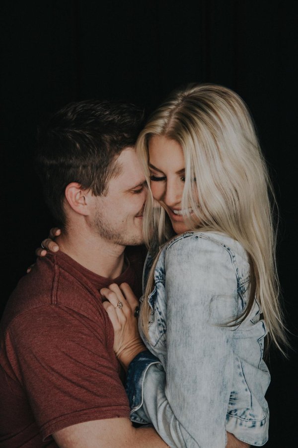 Мужиков с девушками